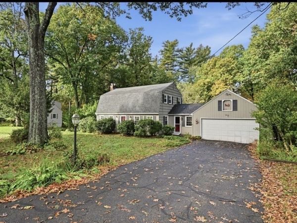 13 Addison Dr, Wilbraham, MA 01095