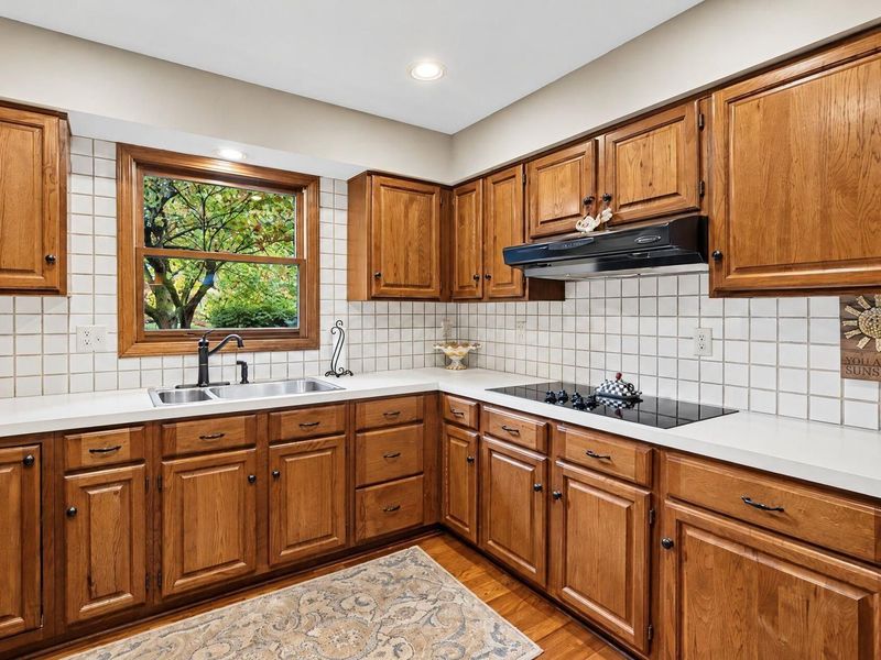 5678 Haddington Drive, Dublin, OH 43017 Photo 13