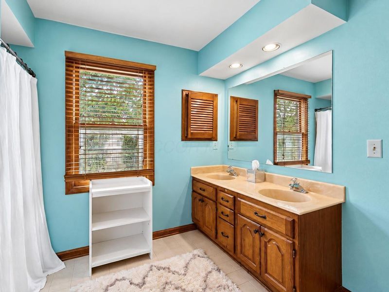 5678 Haddington Drive, Dublin, OH 43017 Photo 36