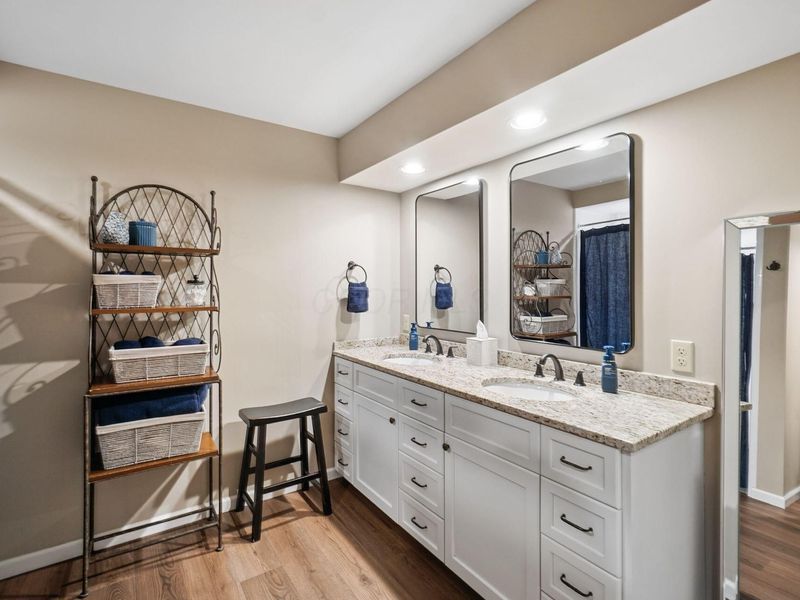 5678 Haddington Drive, Dublin, OH 43017 Photo 46