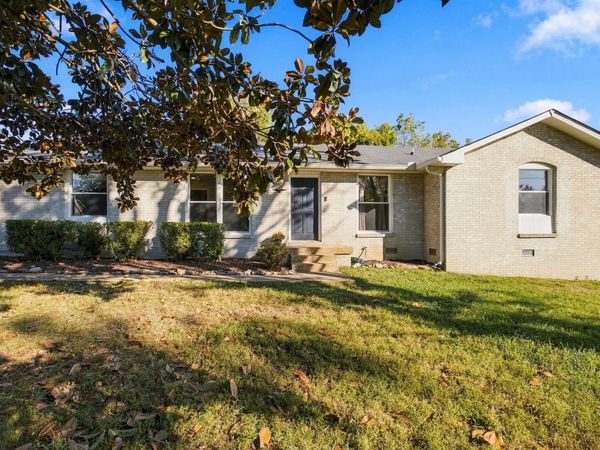 4864 Rainer Dr , Old Hickory, TN 37138