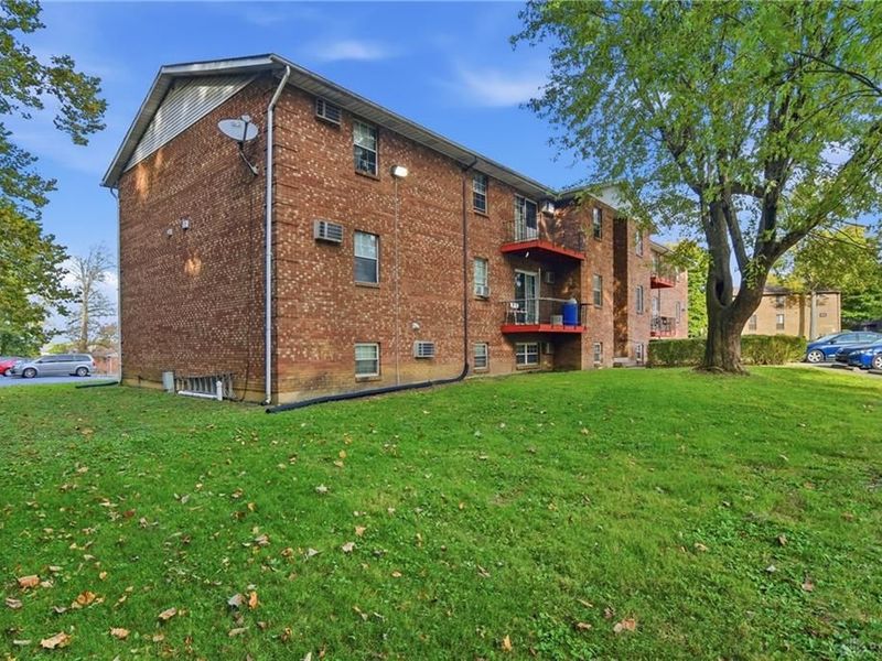 5465 Camelot Drive, Unit 27, Fairfield, OH 45014 Photo 3