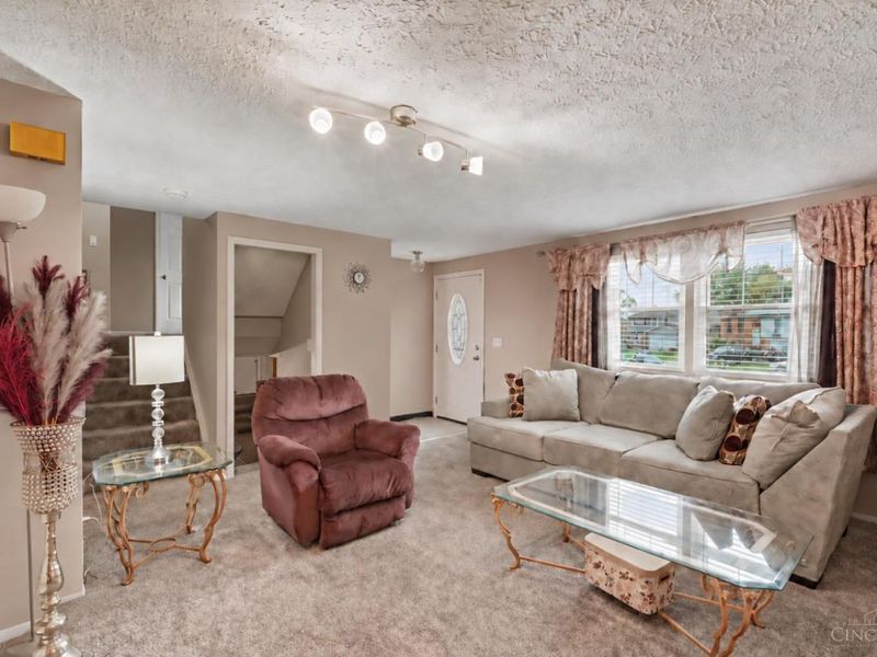 11614 New Hope Drive, Forest Park, OH 45240 Photo 3