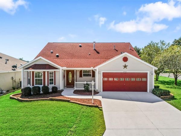 2762 MORVEN PARK WAY , THE VILLAGES, FL 32162