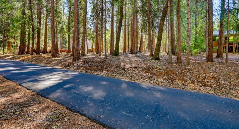 13184 Quaker Hill Cross Rd, Nevada City, CA 95959 Photo
