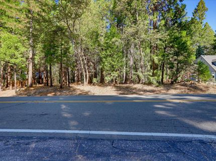 13184 Quaker Hill Cross Rd, Nevada City, CA 95959 Photo