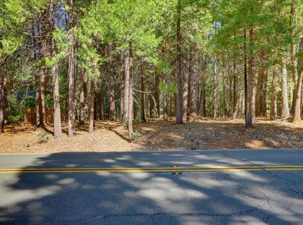 13184 Quaker Hill Cross Rd, Nevada City, CA 95959 Photo