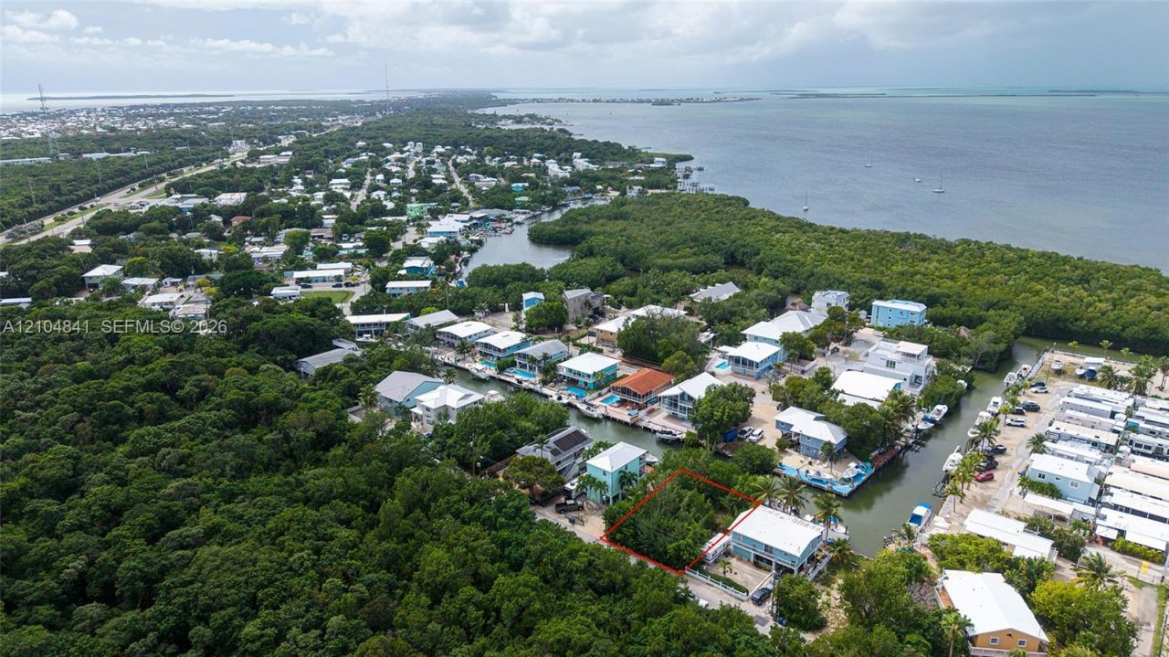 21 Harbor Dr , Key Largo, FL 33037 Photo