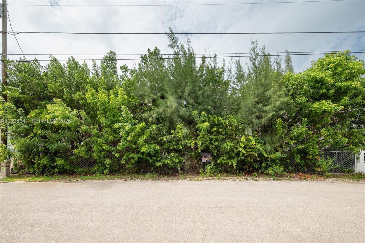 21 Harbor Dr , Key Largo, FL 33037 Photo