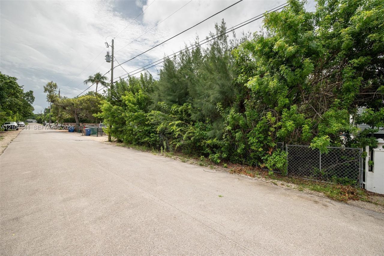 21 Harbor Dr , Key Largo, FL 33037 Photo