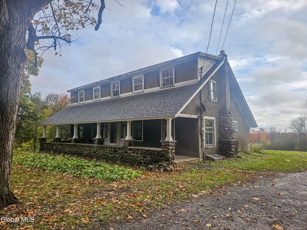 924 Saratoga Road, Ballston Lake, NY 12019