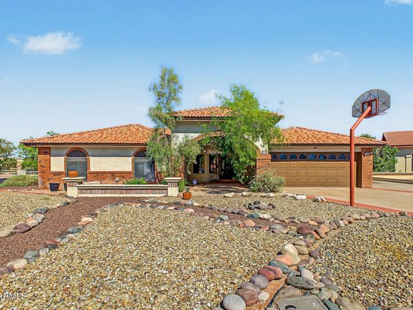 536 E HOPE Circle, Mesa, AZ 85203