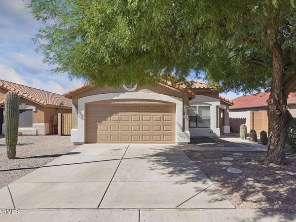 242 S VALLE VERDE, Mesa, AZ 85208