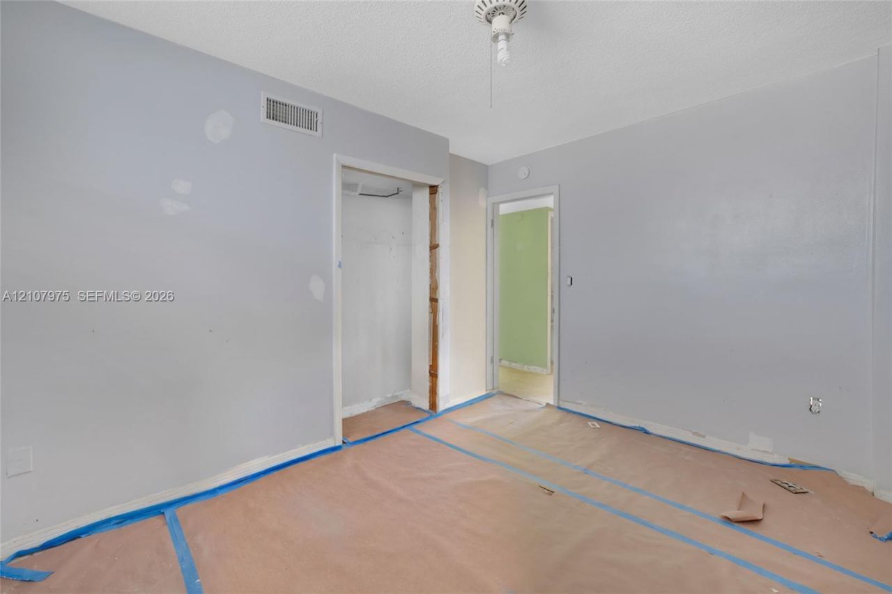 2910 Point East Dr, Unit M108, Aventura, FL 33160 Photo
