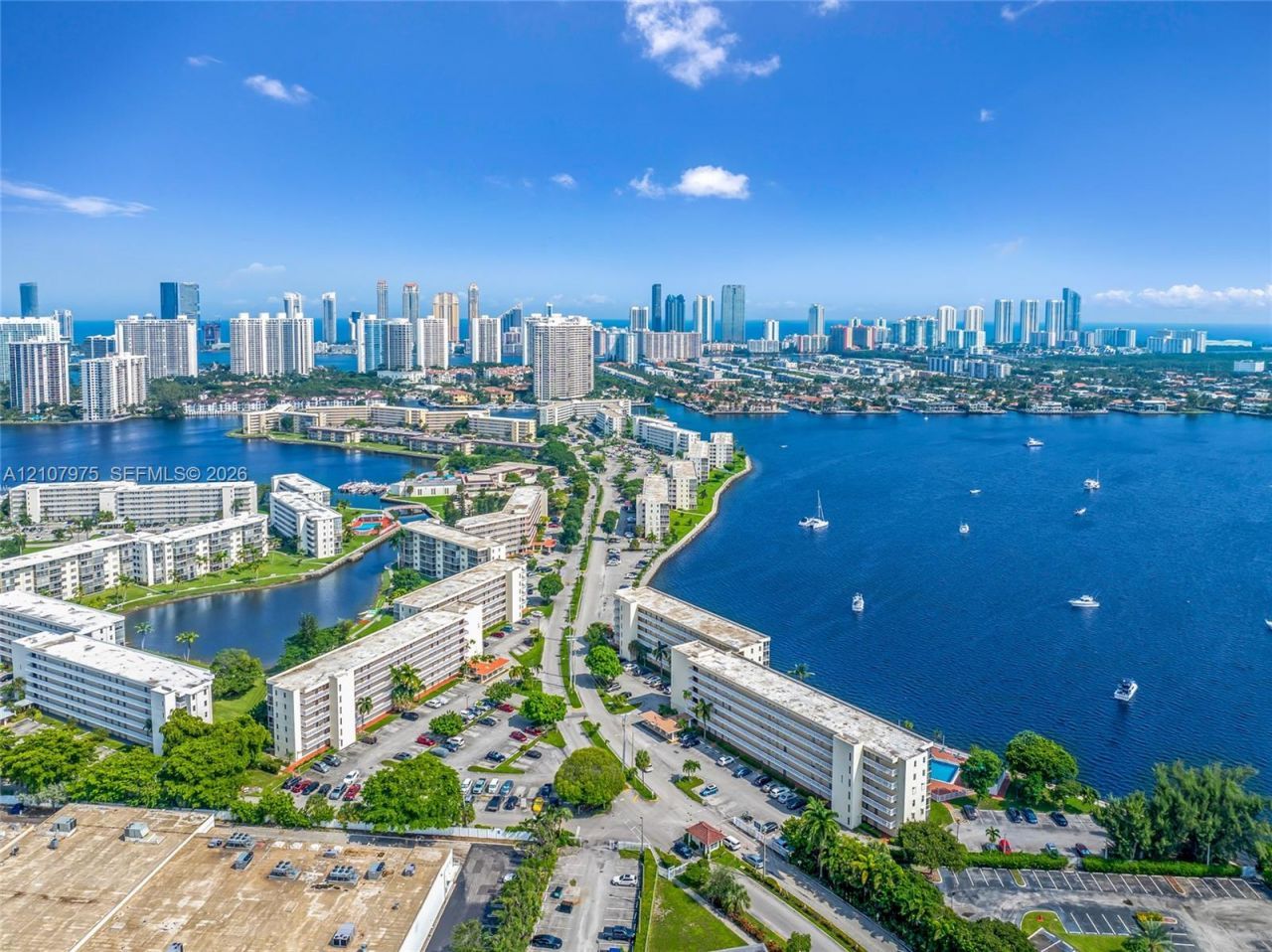 2910 Point East Dr, Unit M108, Aventura, FL 33160 Photo