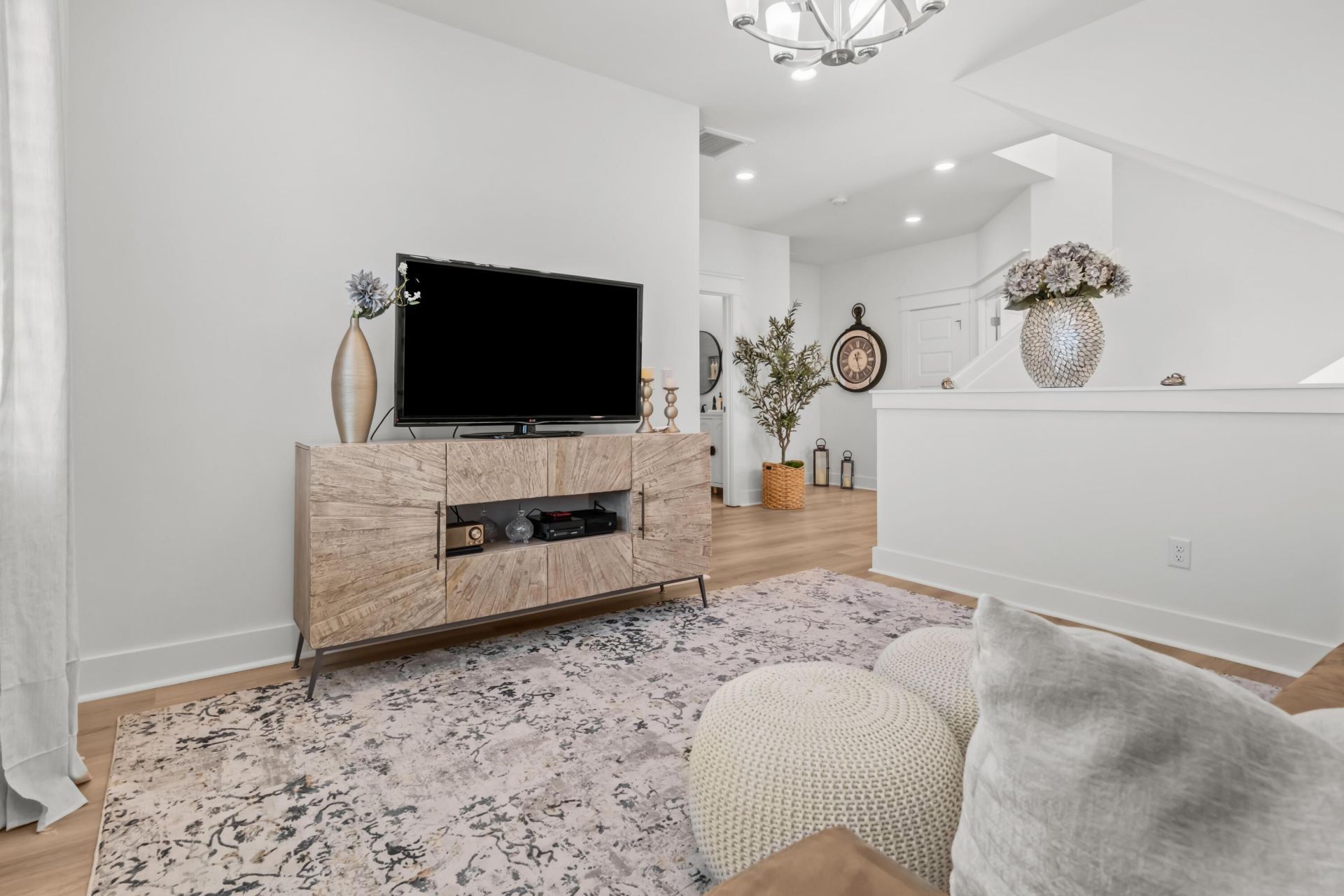 3857 Maidstone Drive Photo 33
