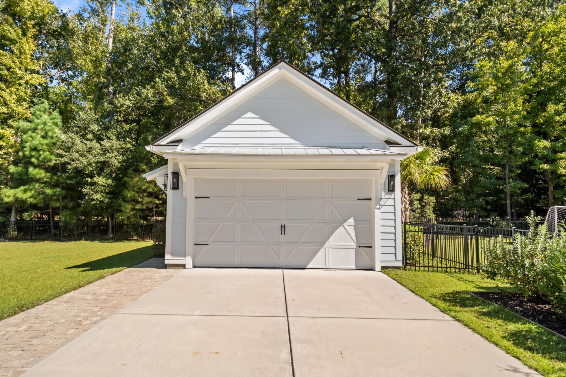 3857 Maidstone Drive Photo 64