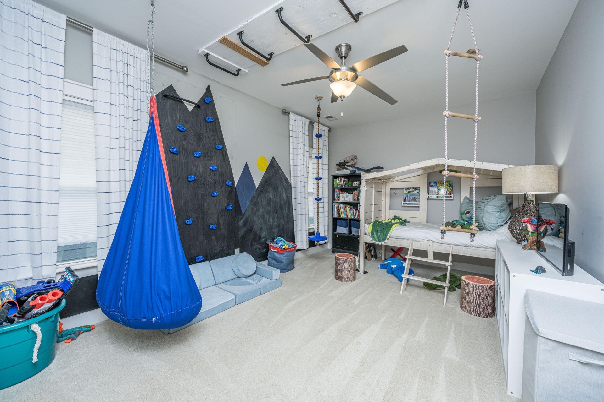 159 Village Ponds Drive Photo 6