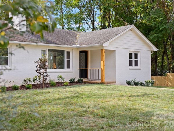80 Clarendon Road , Asheville, NC 28806
