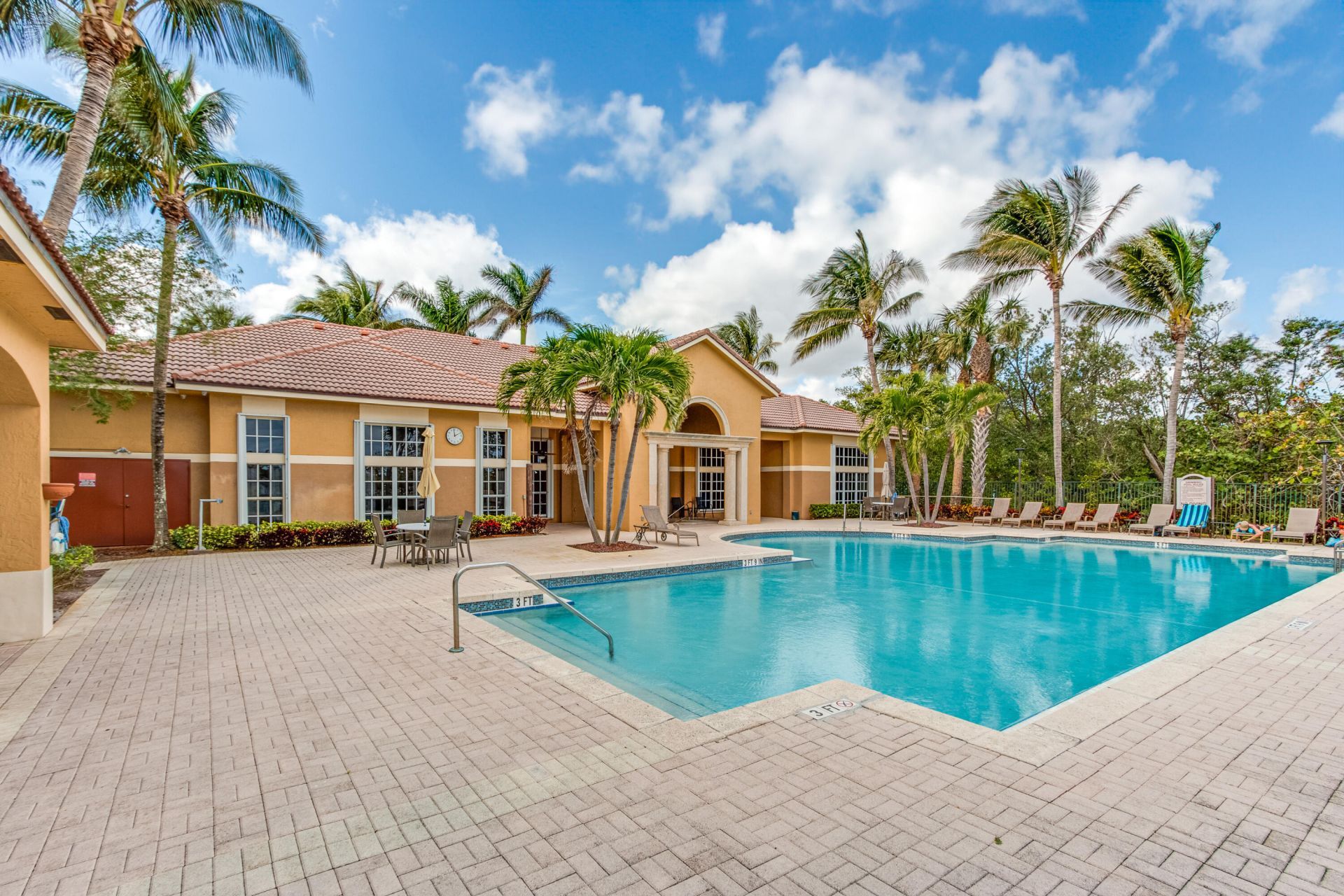 1100 Scotia Drive, Unit 108, Hypoluxo, FL 33462 Photo