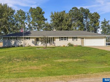 330 E 1st Street, Cortland, NE 68331