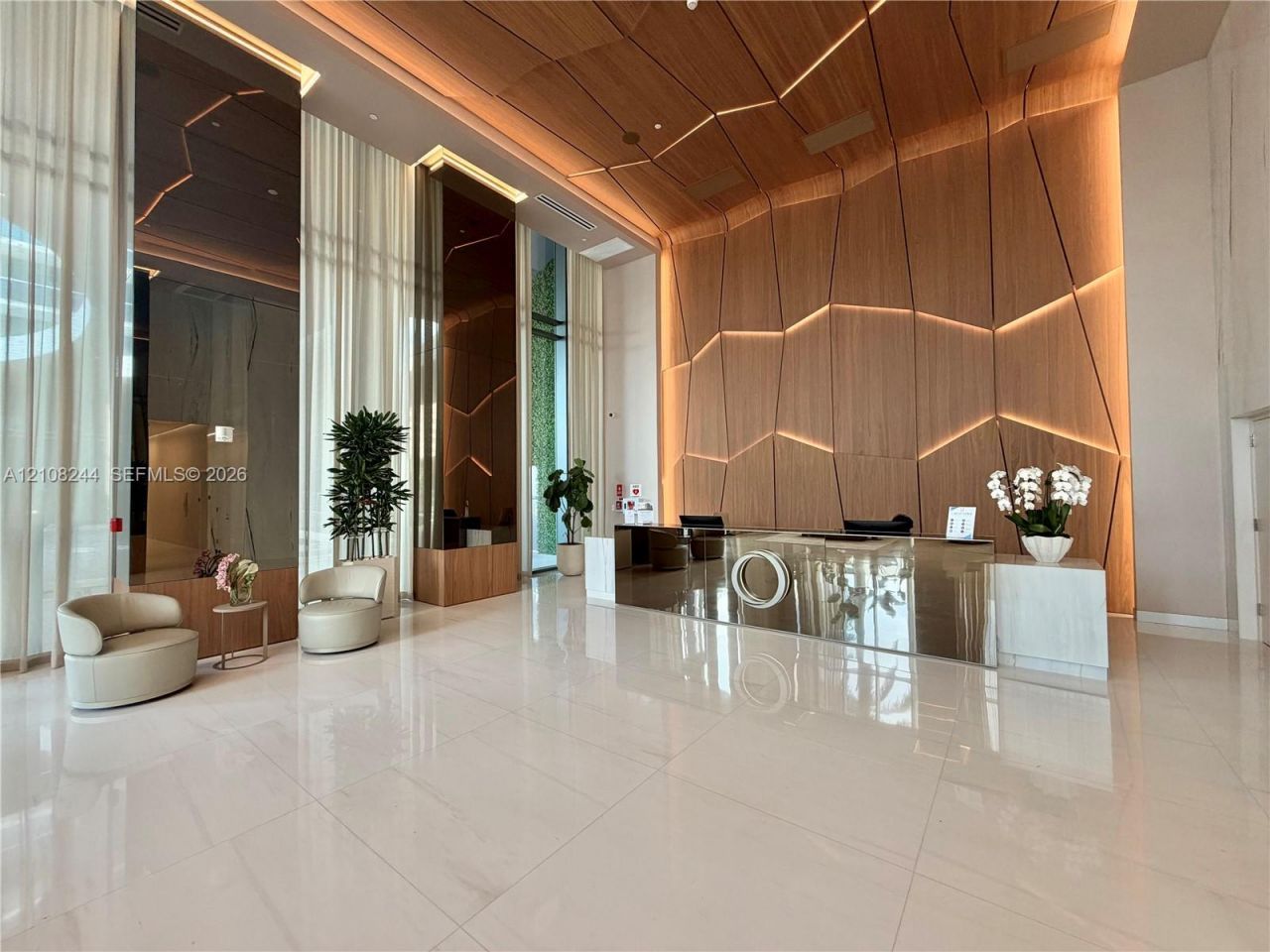 1170 E Hallandale Beach Blvd, Unit 605, Hallandale Beach, FL 33009 Photo