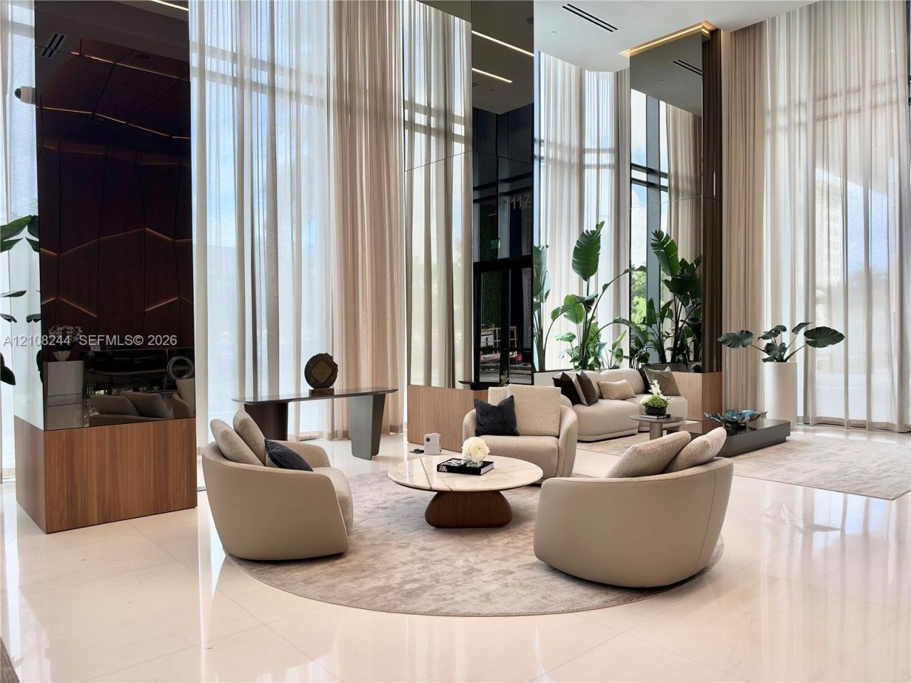 1170 E Hallandale Beach Blvd, Unit 605, Hallandale Beach, FL 33009 Photo