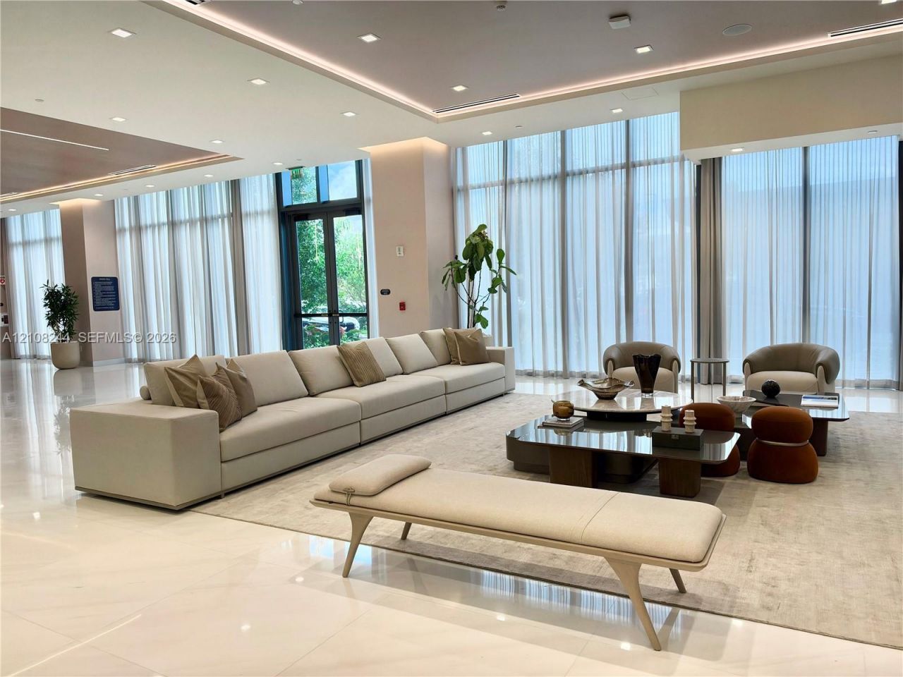 1170 E Hallandale Beach Blvd, Unit 605, Hallandale Beach, FL 33009 Photo