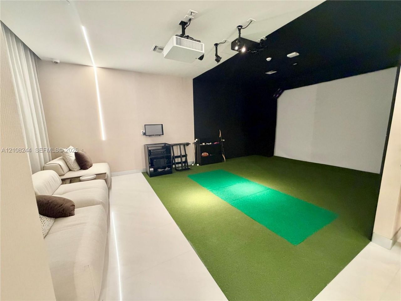 1170 E Hallandale Beach Blvd, Unit 605, Hallandale Beach, FL 33009 Photo