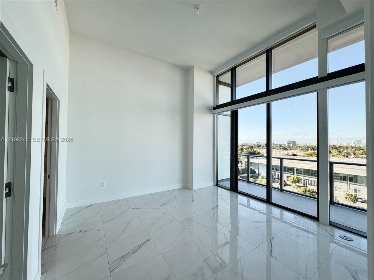 1170 E Hallandale Beach Blvd, Unit 605, Hallandale Beach, FL 33009 Photo