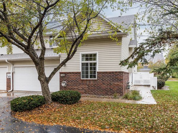 3629 Vermilion Court N, Unit 1106, Eagan, MN 55122
