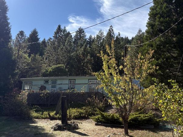 5325 W Evans Creek Road, Rogue River, OR 97537