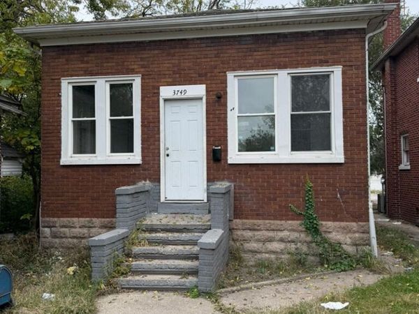 3749 Washington Street, Gary, IN 46408