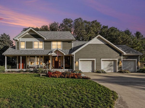 2501 Lake Vista Drive, St. Joseph, MI 49085