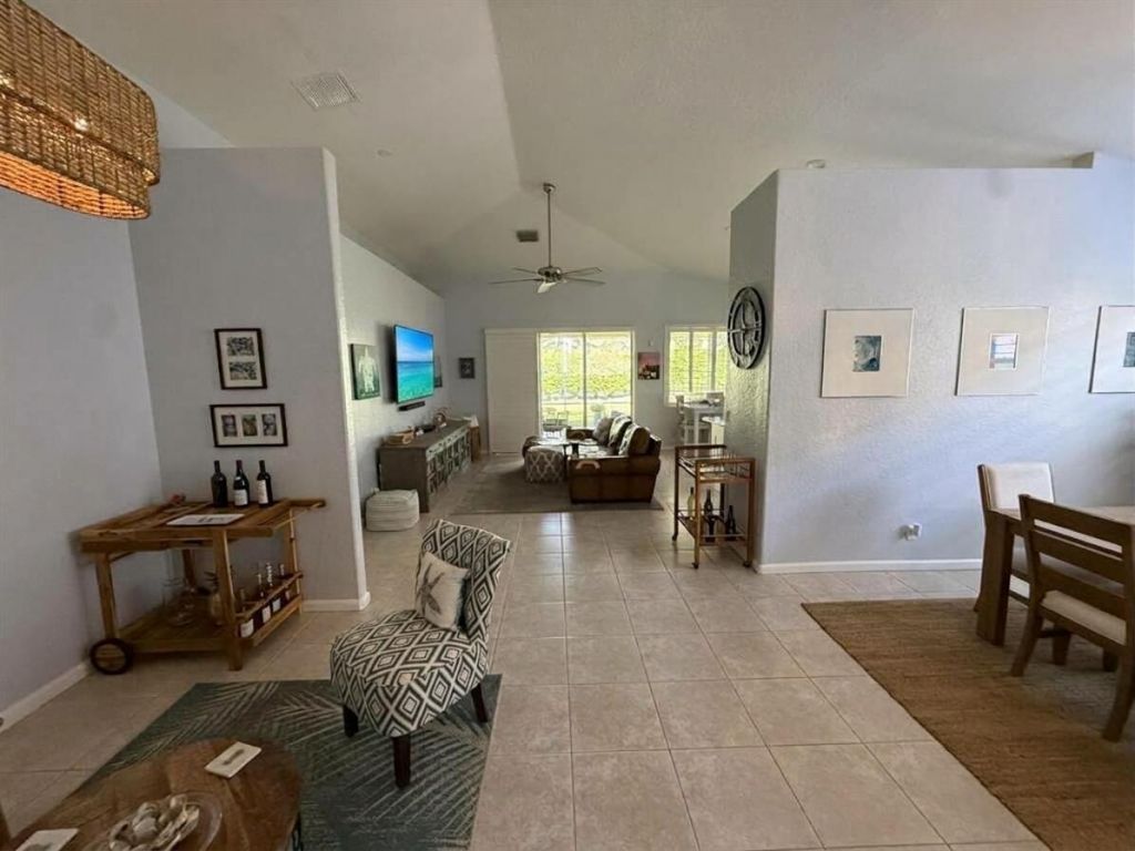 2310 Sapphire Circle, West Palm Beach, FL 33411 Photo