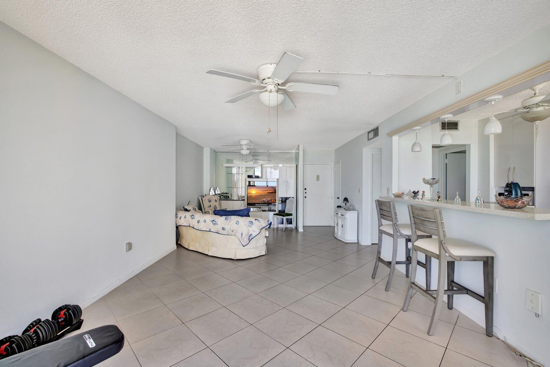 322 Buchanan Street, Unit 1411, Hollywood, FL 33019 Photo