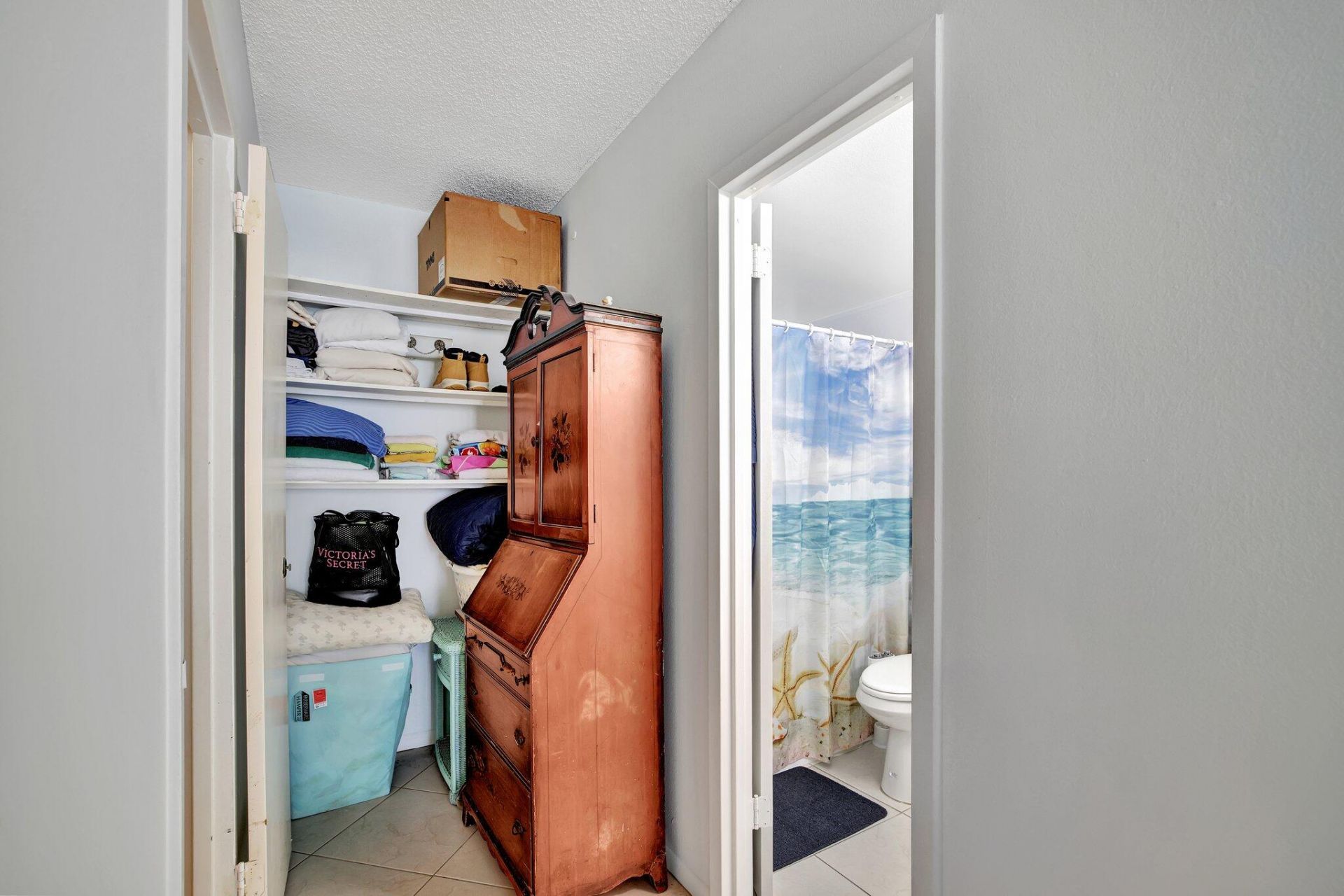 322 Buchanan Street, Unit 1411, Hollywood, FL 33019 Photo