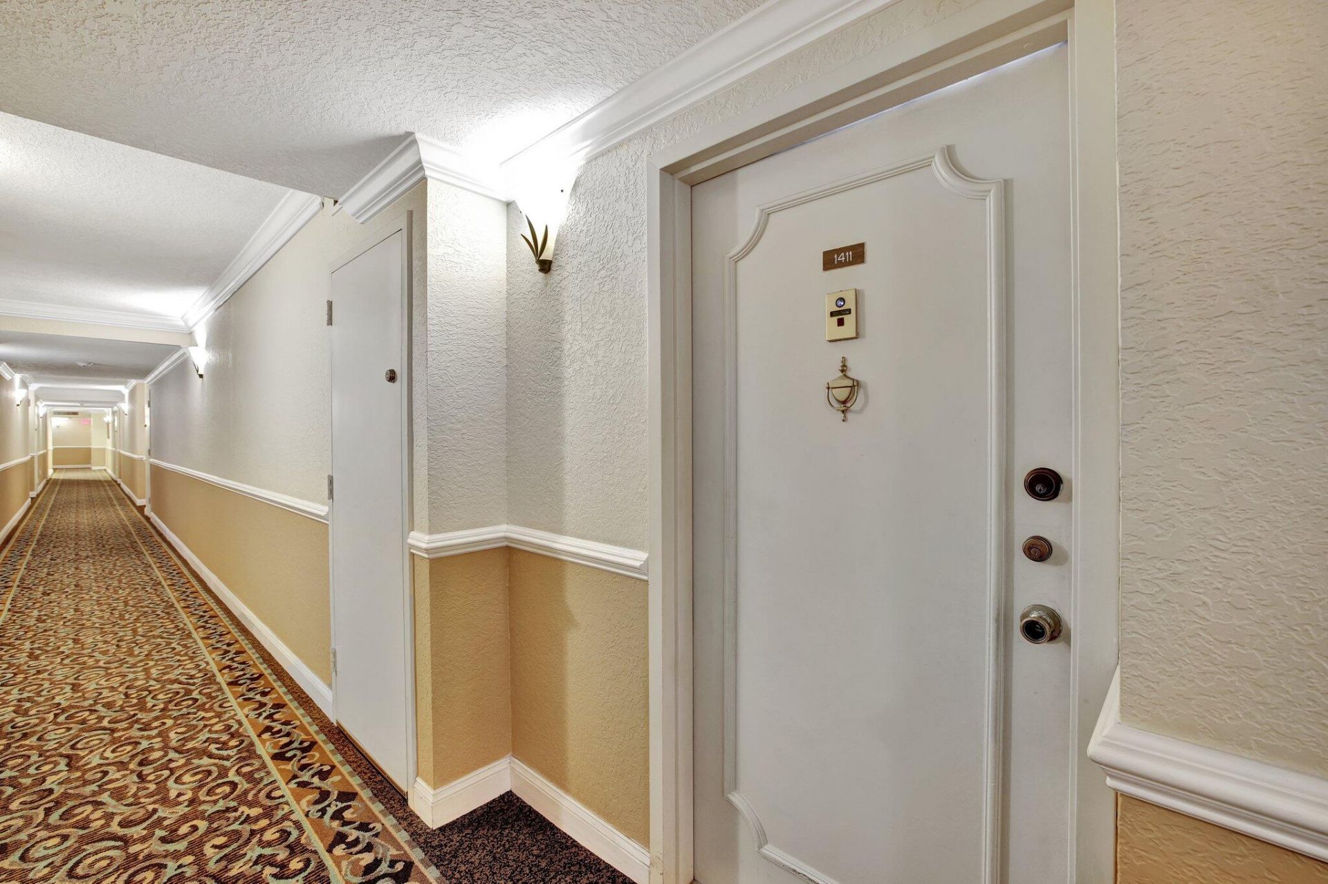 322 Buchanan Street, Unit 1411, Hollywood, FL 33019 Photo