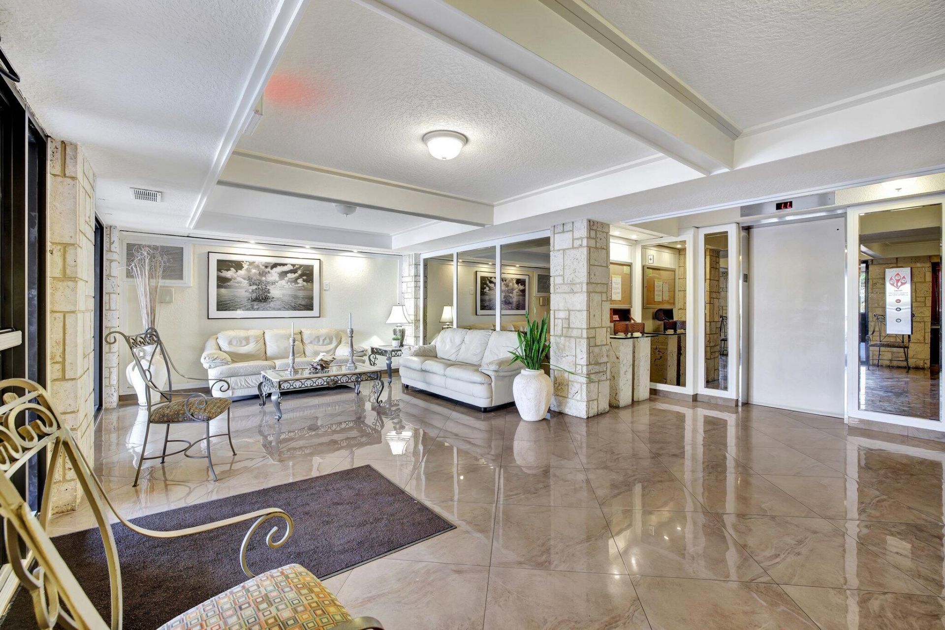 322 Buchanan Street, Unit 1411, Hollywood, FL 33019 Photo