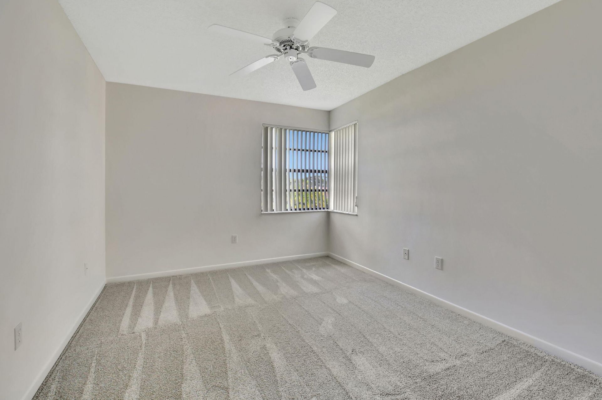 5195 Europa Drive, Unit M, Boynton Beach, FL 33437 Photo