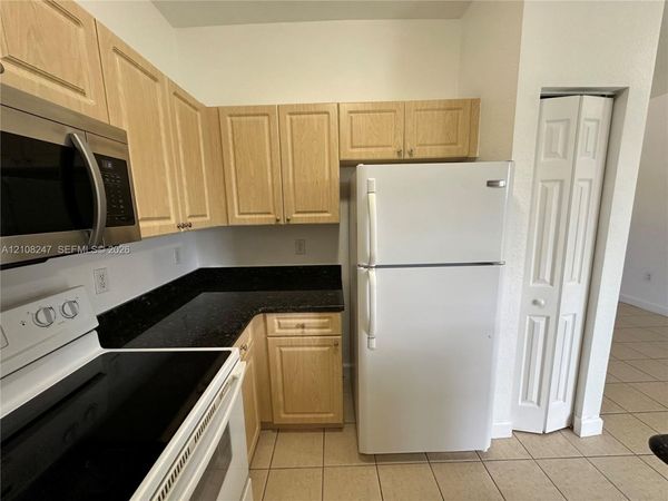 2641 NE 4th St , Unit 204, Homestead, FL 33033