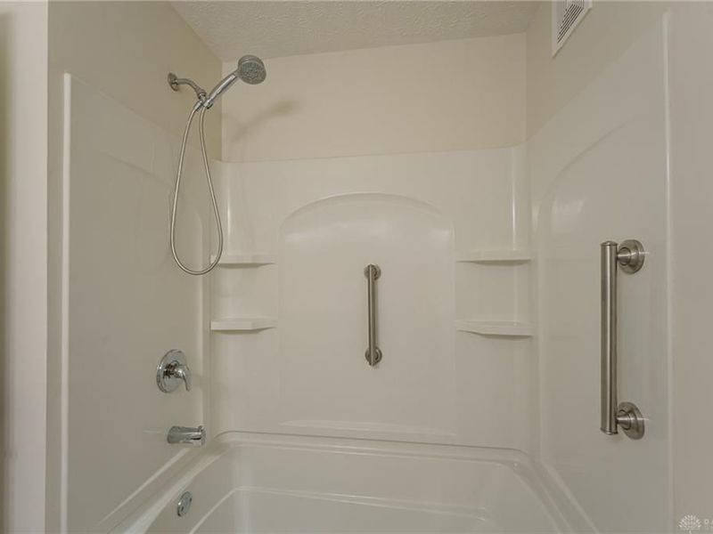 520 Earnshaw Drive, Kettering, OH 45429 Photo 17
