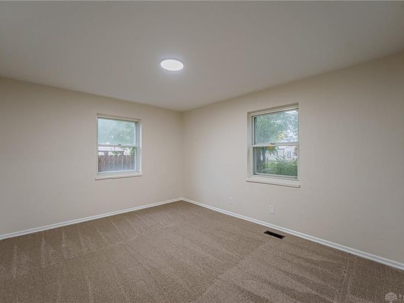 520 Earnshaw Drive, Kettering, OH 45429 Photo 18