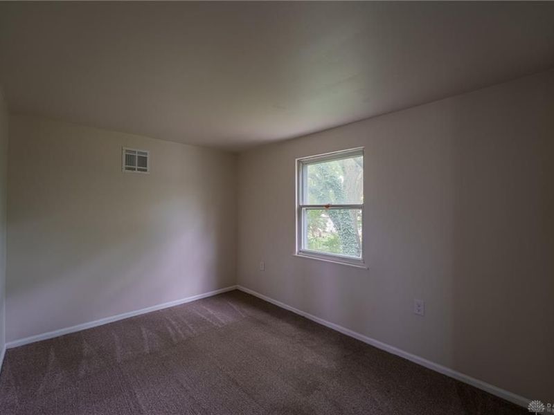 520 Earnshaw Drive, Kettering, OH 45429 Photo 22