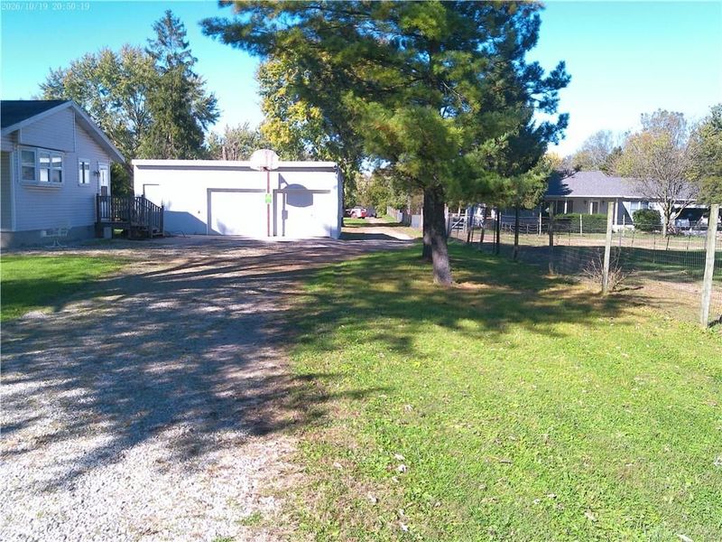 8625 Horseshoe Bn Road, Ludlow Falls, OH 45339 Photo 13