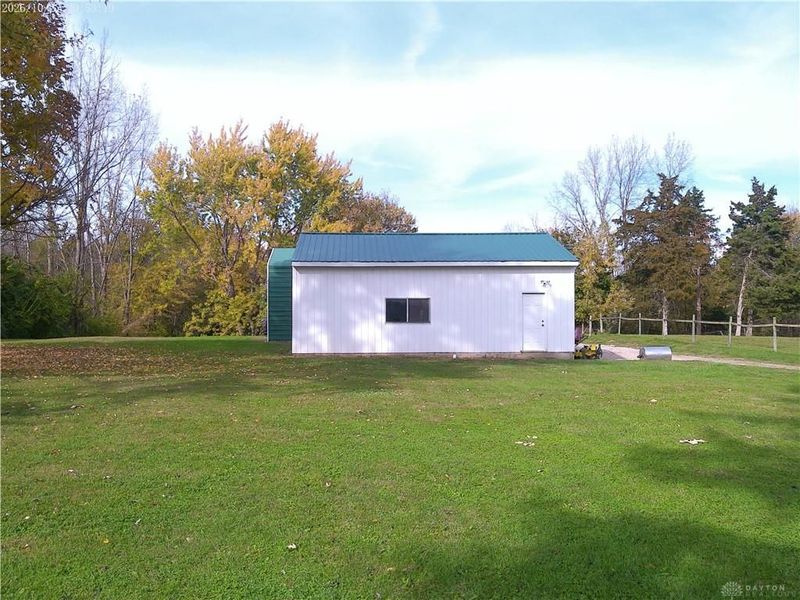8625 Horseshoe Bn Road, Ludlow Falls, OH 45339 Photo 14
