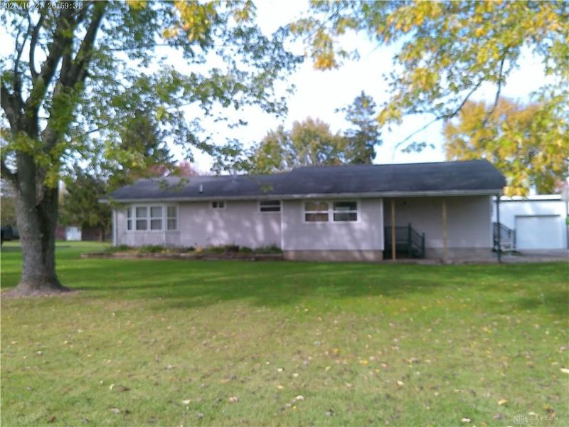 8625 Horseshoe Bn Road, Ludlow Falls, OH 45339 Photo 2