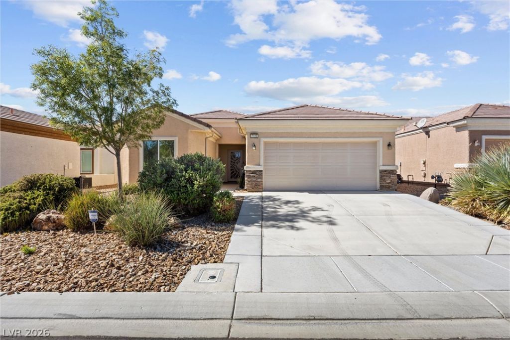7725 Island Rail Drive, North Las Vegas, NV 89084 Main Photo