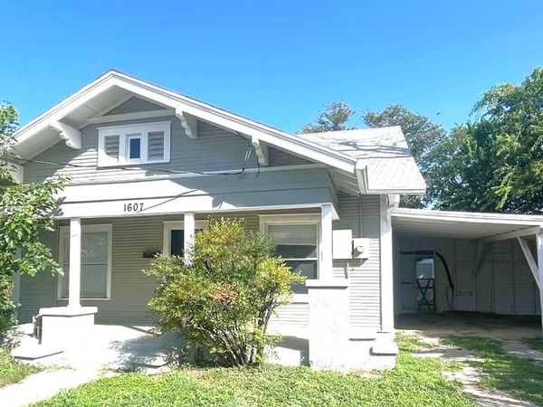 1607 Avenue I, Brownwood, TX 76801