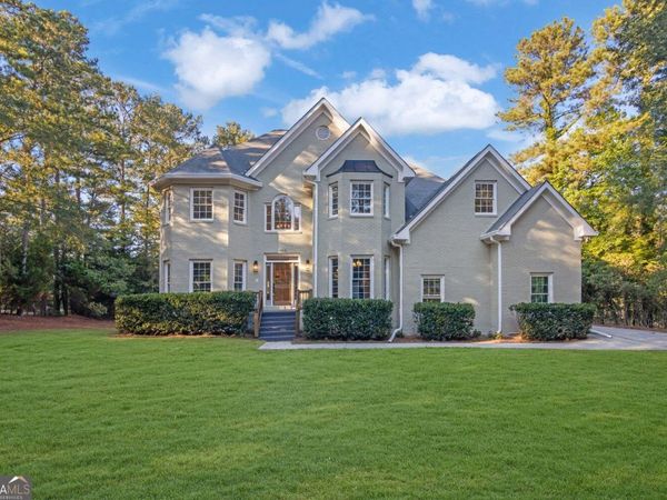 100 Matthew Way, Fayetteville, GA 30214